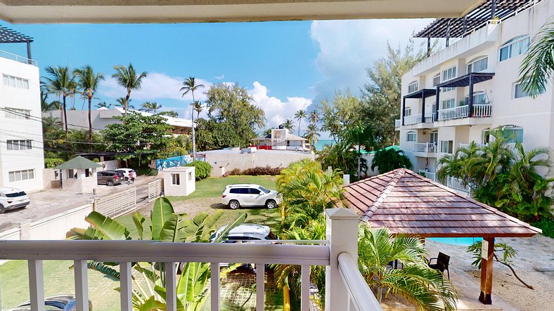 2 bedrooms, 2 bathrooms, steps from the beach.