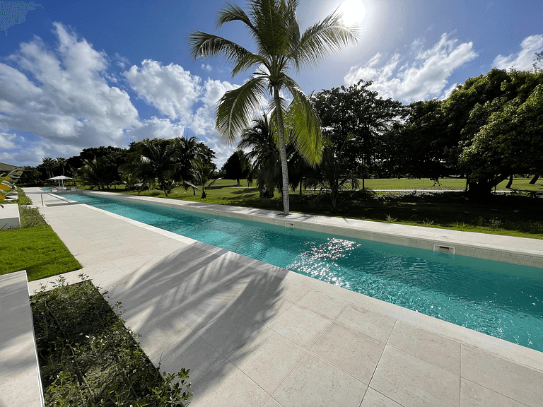 Lujoso Pent House con vista al campo de golf